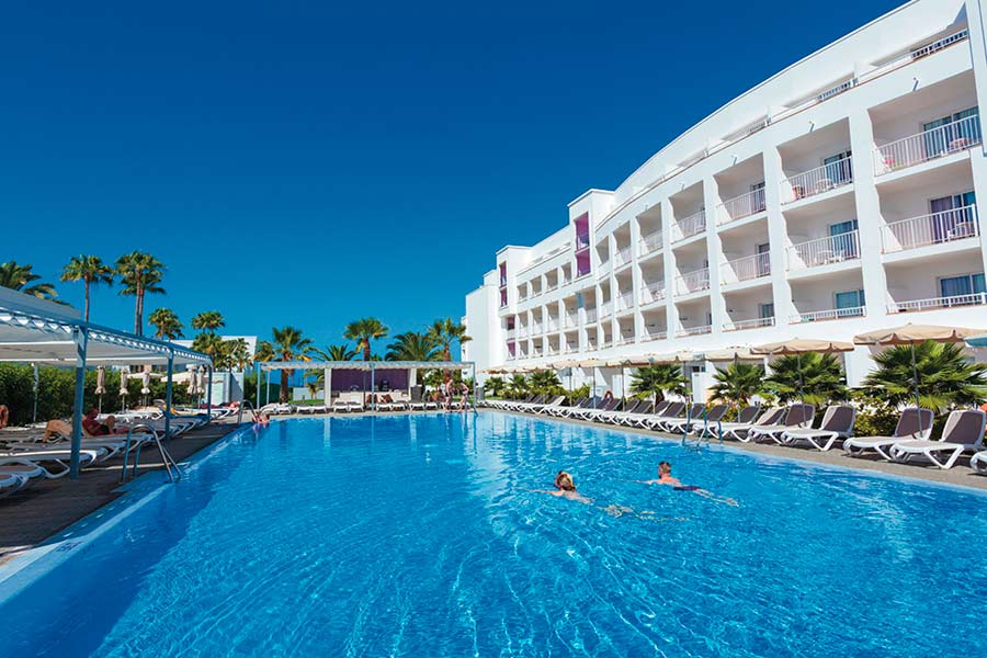 Hotel Riu Gran Canaria - Outdoor pool