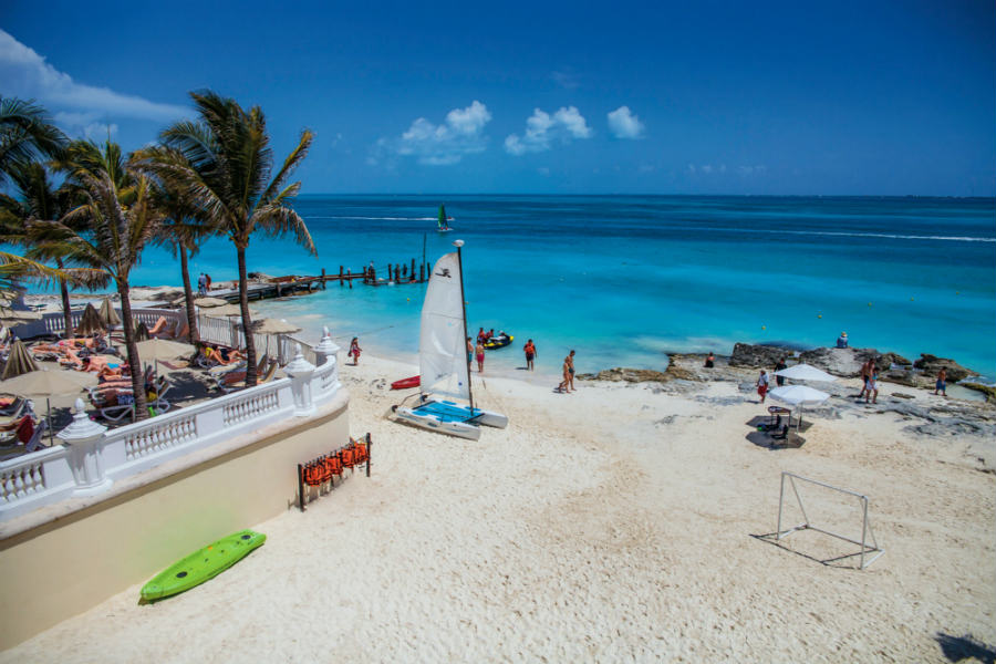 Hotel Riu Cancun - Beach