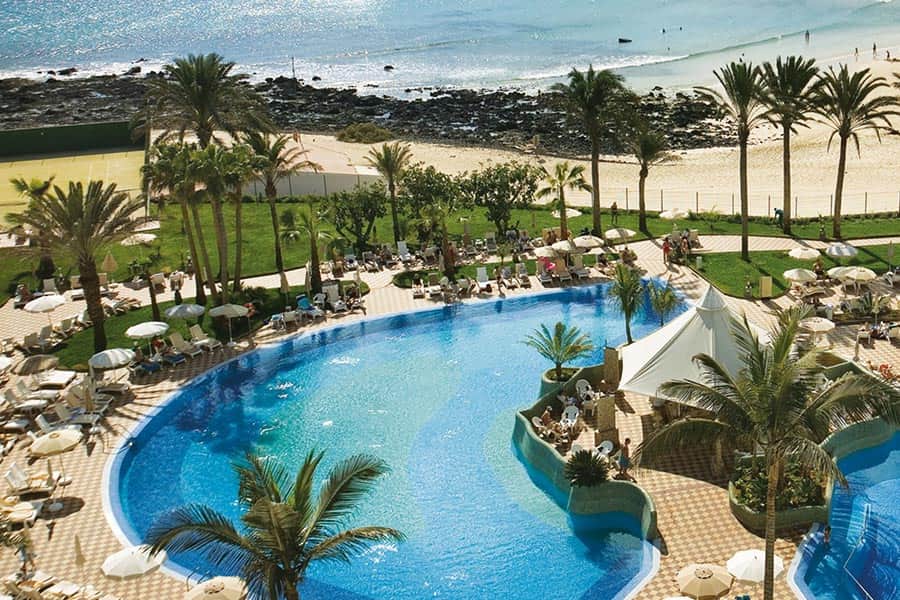 Hotel Riu Palace Tres Islas - Outdoor pool