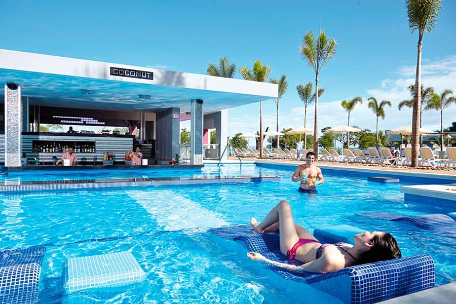 Hotel Riu Palace Costa Rica - Outdoor pool